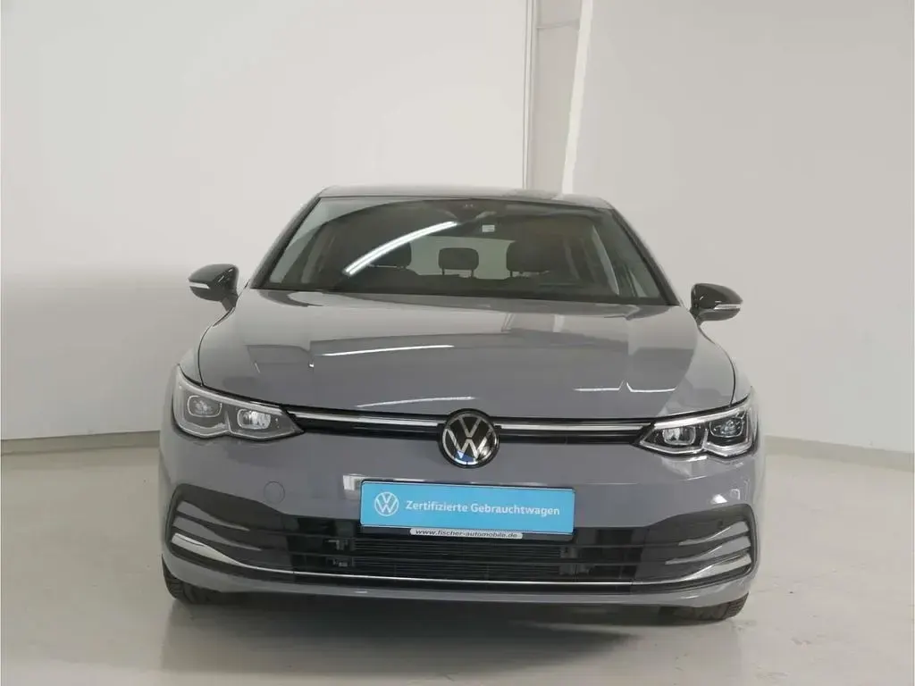 Gebraucht VW Golf VIII Move 150 PS (110 kW) 2023 Grau Limousine