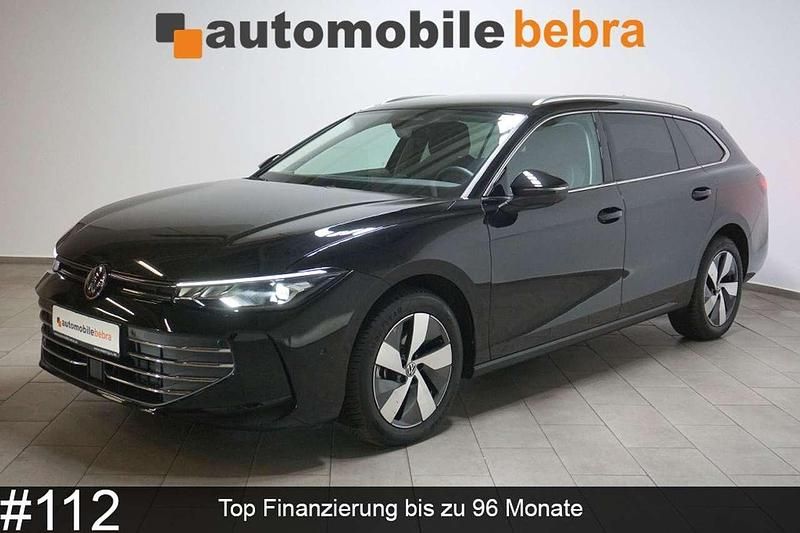 Grenadillschwarz Gebraucht 2024 VW Passat Business Kombi | 31.990 € (Superpreis) - Bild 1/4