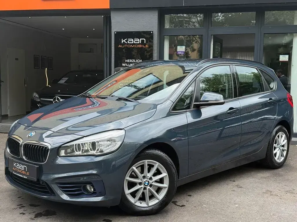 Gebraucht BMW 220 Active Tourer Sport Line 192 PS (141 kW) 2015 Grau Van / Kleinbus