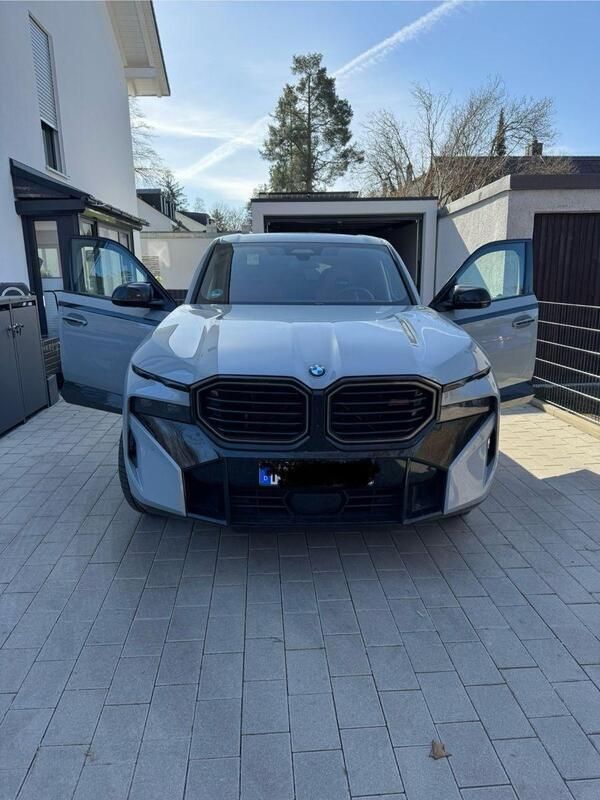 Schwarz Gebraucht 2024 BMW XM Comfort Edition SUV | 150.000 € - Bild 1/4