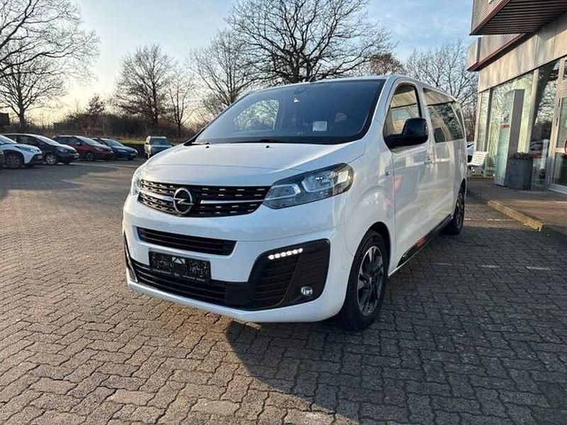 Weiß Gebraucht 2019 Opel Zafira Life Edition Van / Kleinbus | 25.990 € - Bild 1/4