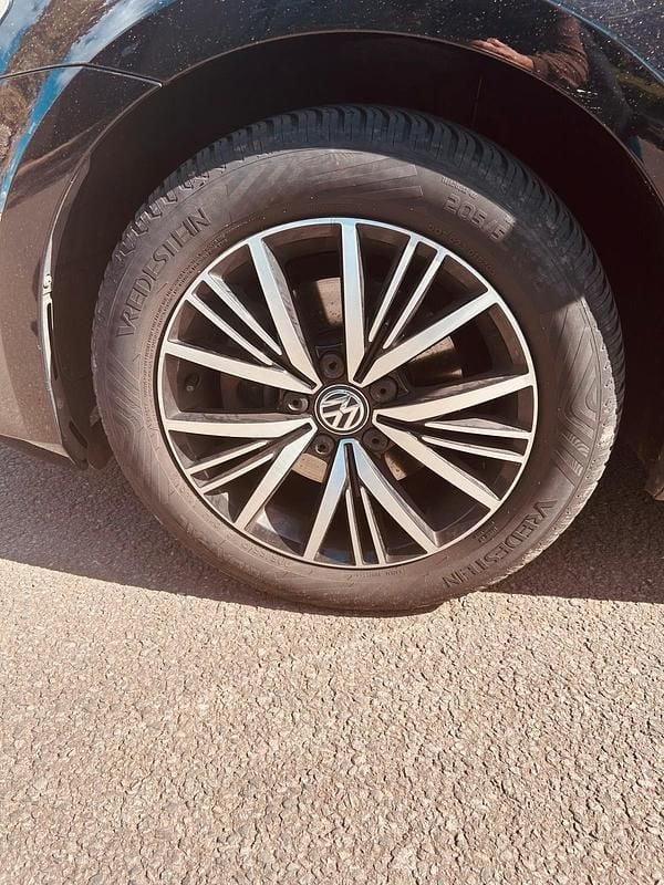 Gebraucht VW Golf VII Allstar 150 PS (110 kW) 2016 Schwarz Limousine