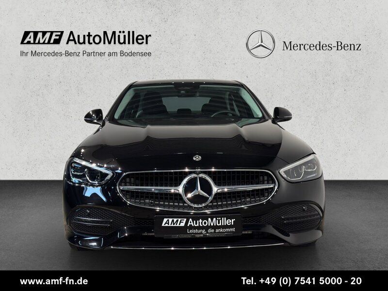 Gebraucht Mercedes C300 Avantgarde 265 PS (194 kW) 2023 Obsidianschwarz Limousine