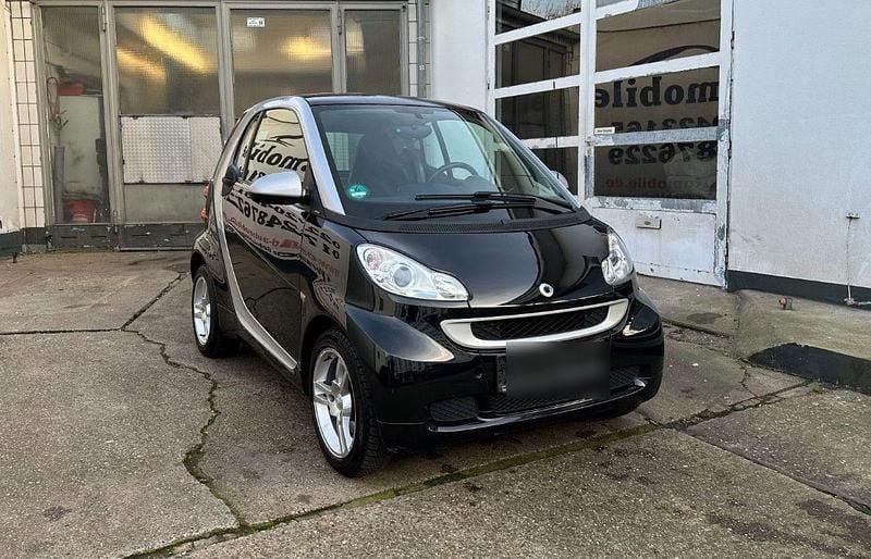 Schwarz Gebraucht 2011 Smart ForTwo Coupé Coupé | 2.999 € (Guter Preis) - Bild 1/4
