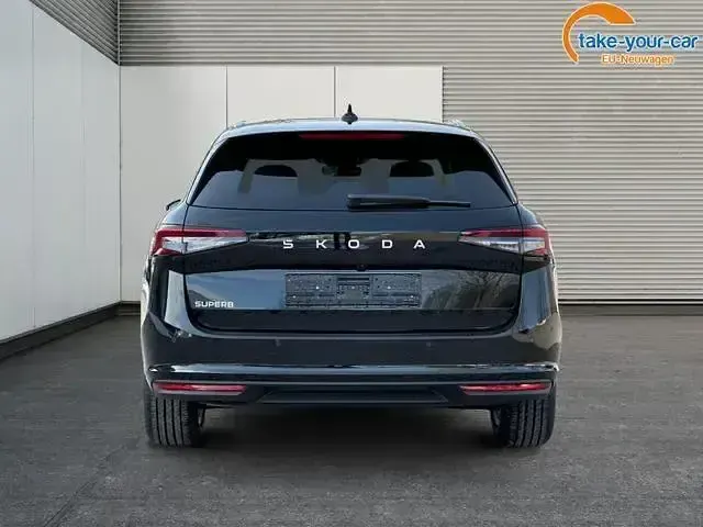 Gebraucht Skoda Superb Selection 150 PS (110 kW) 2026 Onyxschwarz metallic Kombi