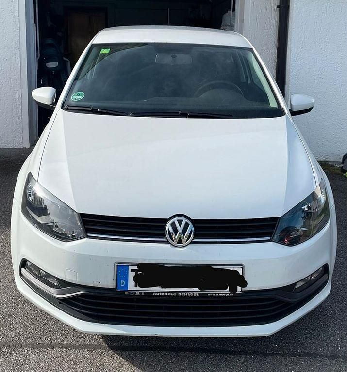 Gebraucht VW Polo 75 PS (55 kW) 2015 Weiß Kleinwagen