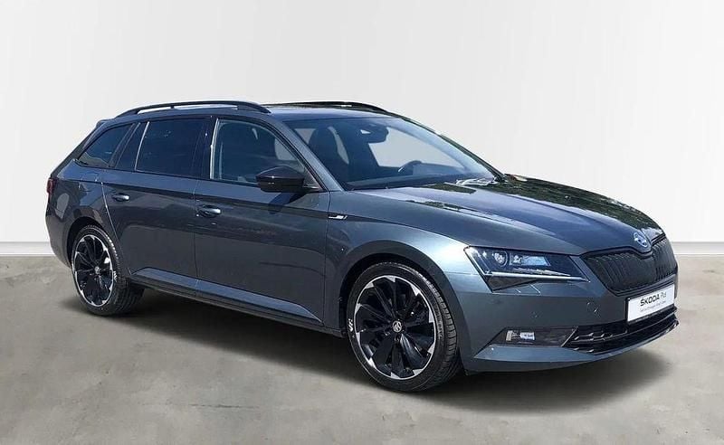 Quarzgrau metallic Gebraucht 2019 Skoda Superb SportLine Kombi | 17.980 € (Superpreis) - Bild 1/4