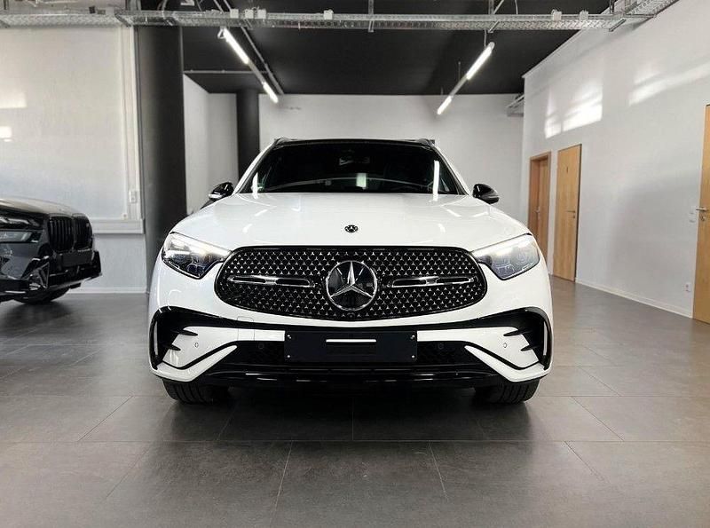Weiß Gebraucht 2023 Mercedes GLC220 SUV | 49.000 € (Superpreis) - Bild 1/4