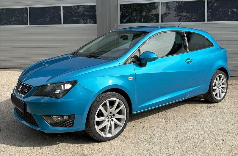 Blau Gebraucht 2014 Seat Ibiza SC FR Kleinwagen | 7.299 € (Etwas zu teuer) - Bild 1/4