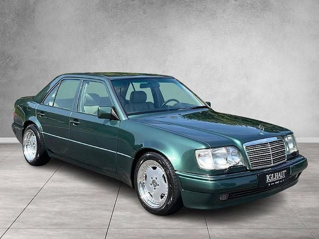 Gebraucht Mercedes E500 AMG 320 PS (235 kW) 1994 Grün malachit Limousine