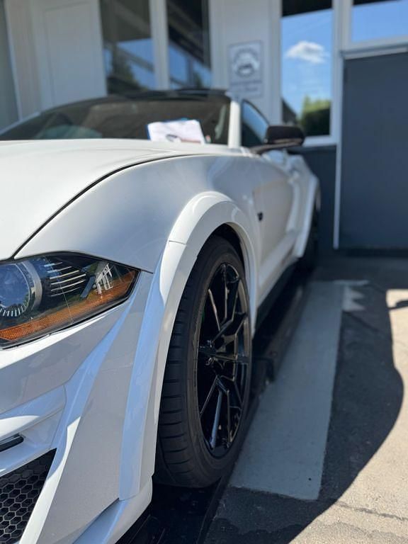 Gebraucht Ford Mustang 460 PS (338 kW) 2022 Weiß Coupé