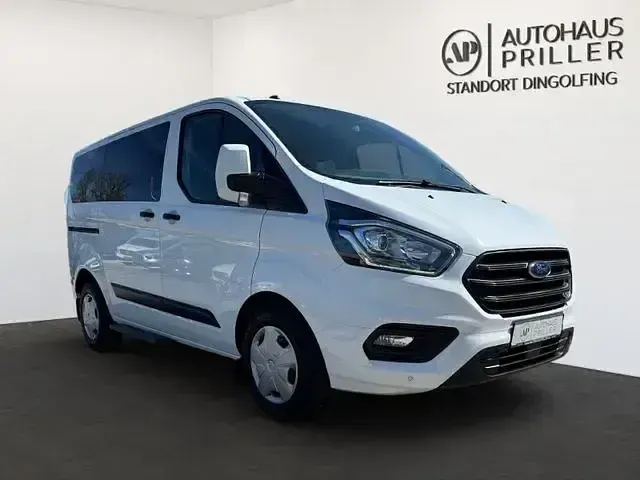 Gebraucht Ford Transit Custom Trend 131 PS (96 kW) 2019 Weiß Kombi