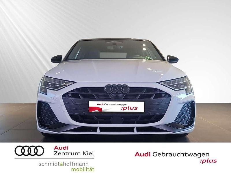 Neu Audi A3 S-Line 150 PS (110 kW) 2026 Gletscherweiß Limousine