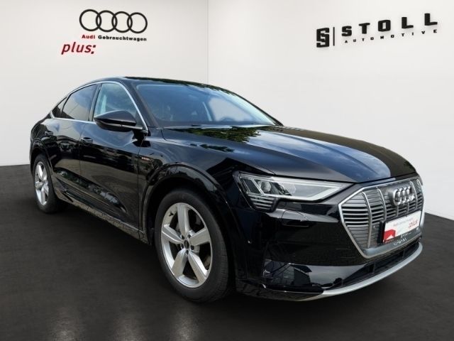 Gebraucht Audi e-tron Advanced 230 kW (313 PS) 2022 Brillantschwarz SUV