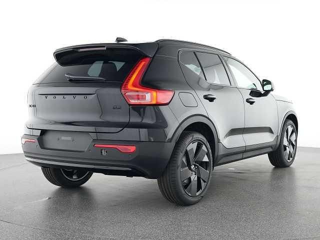 Gebraucht Volvo XC40 120 PS (88 kW) 2025 SUV