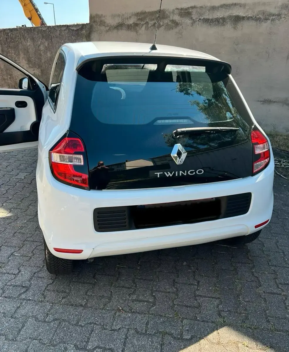 Gebraucht Renault Twingo 69 PS (50 kW) 2016 Weiß Kleinwagen