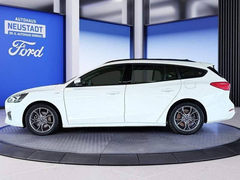 Gebraucht Ford Focus ST-Line 155 PS (114 kW) 2020 Frostwei Kombi