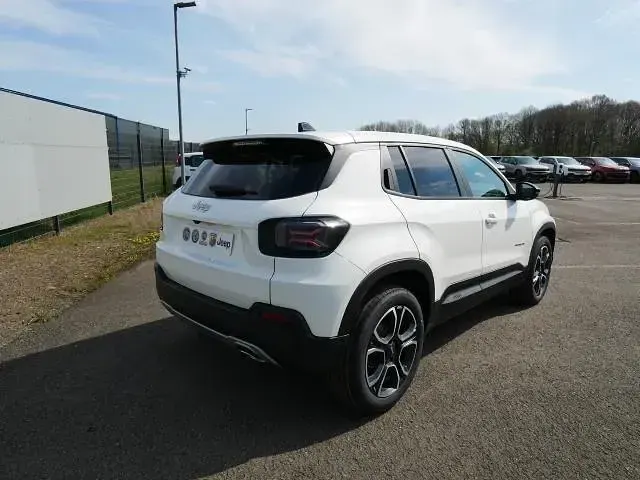 Neu Jeep Avenger Summit 110 PS (80 kW) 2026 Snow white (weiss) SUV