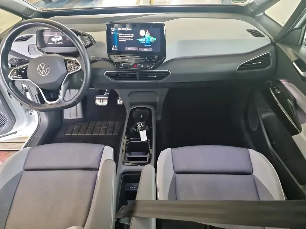 Gebraucht VW ID.3 150 kW (204 PS) 2020 Gletscherweiß metallic schwarz (metallic) Kleinwagen
