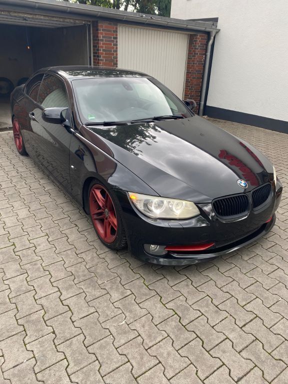 Schwarz Gebraucht 2012 BMW 325 Cabriolet Cabrio | 11.900 € (Superpreis) - Bild 1/4