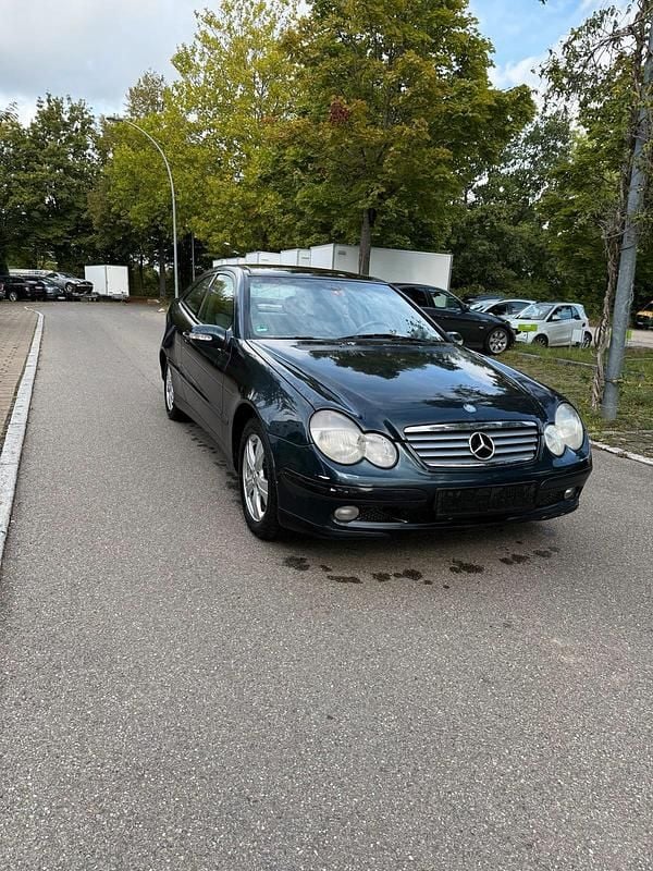 Schwarz Gebraucht 2004 Mercedes C230 Coupé | 1.599 € (Superpreis) - Bild 1/4