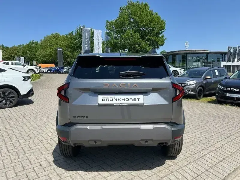 Neu Dacia Duster Extreme 120 PS (88 kW) 2026 Grau SUV