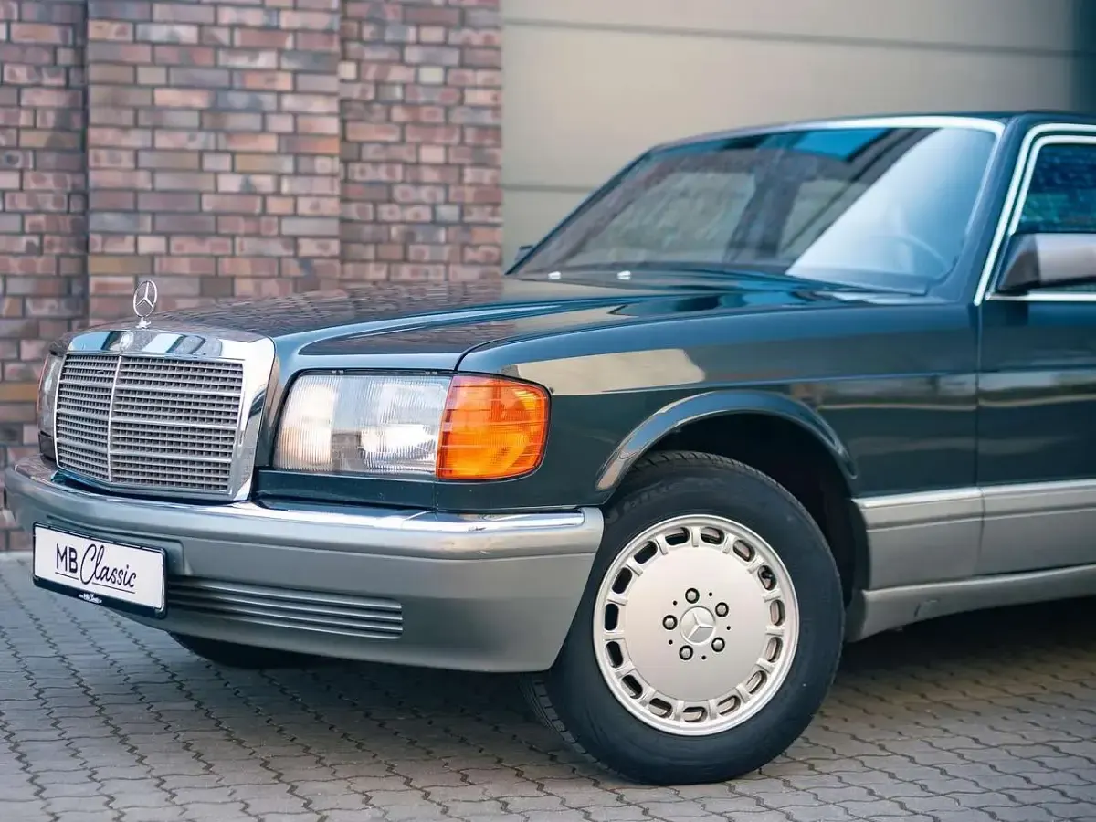 Gebraucht Mercedes 300 SE 179 PS (131 kW) 1988 199 blauschwarz Limousine