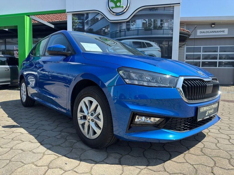 Blau Neu 2024 Skoda Fabia Limousine | 20.400 € (Guter Preis) - Bild 1/4
