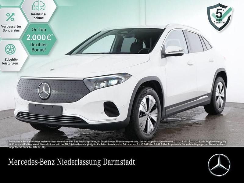 Weiß Gebraucht 2024 Mercedes EQA250 Advanced SUV | 35.490 € (Fairer Preis) - Bild 1/3