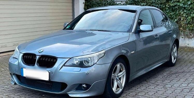 Grau Gebraucht 2007 BMW 523 M Sport Limousine | 5.200 € (Superpreis) - Bild 1/4