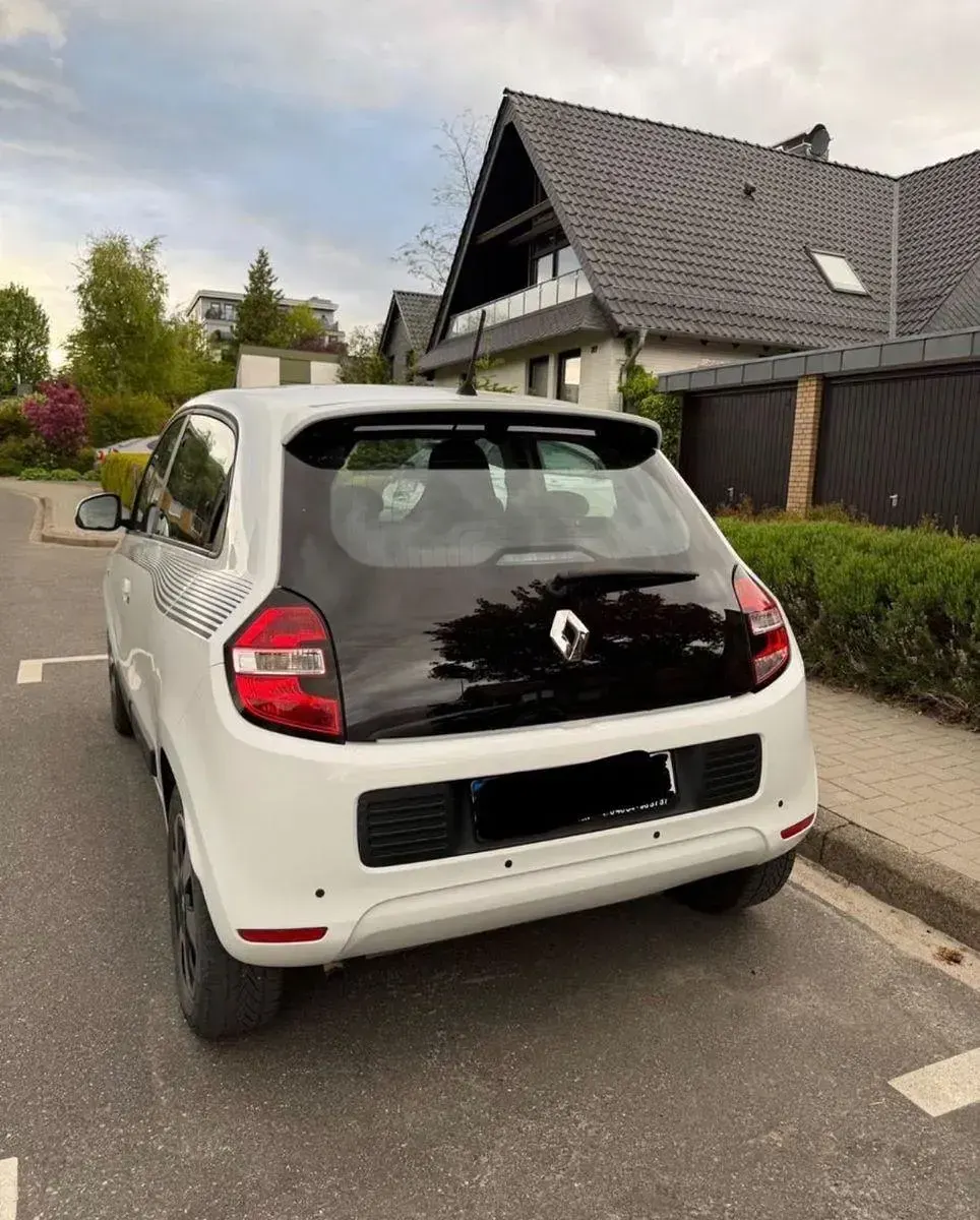 Gebraucht Renault Twingo Dynamique 71 PS (52 kW) 2015 Weiß Kleinwagen