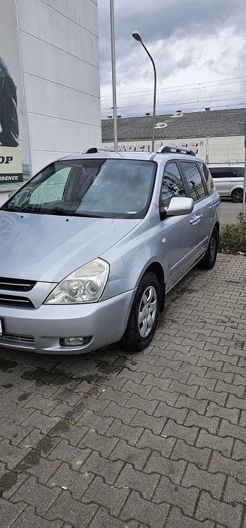 Gebraucht Kia Carnival 195 PS (143 kW) 2007 Grau Van / Kleinbus