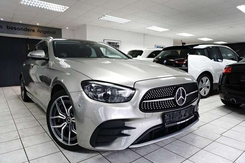 Mojavesilber Gebraucht 2020 Mercedes E400 AMG line Kombi | 29.950 € (Fairer Preis) - Bild 1/4