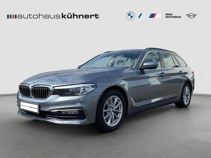 Blau Gebraucht 2017 BMW 540 Kombi | 18.000 € - Bild 1/4