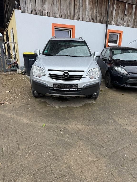 Gebraucht Opel Antara Edition 140 PS (102 kW) 2010 Silber SUV