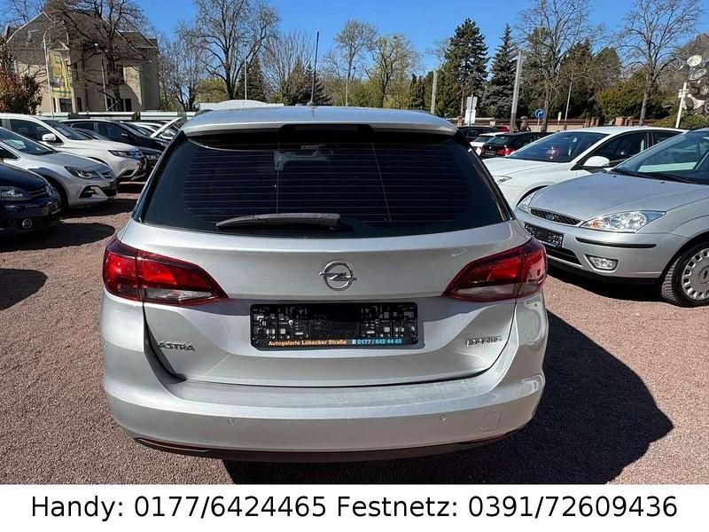 Gebraucht Opel Astra 105 PS (77 kW) 2018 Silber Kombi