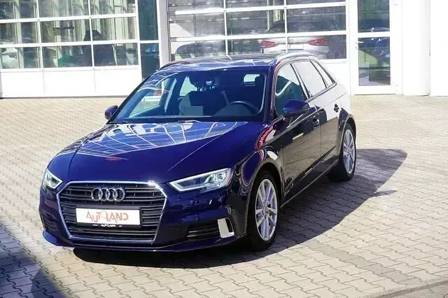 Gebraucht Audi A3 Sport 150 PS (110 kW) 2016 Blau Limousine