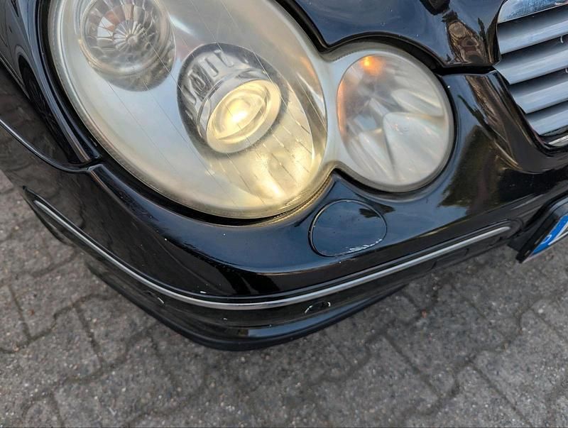 Gebraucht Mercedes C180 143 PS (105 kW) 2004 Schwarz Coupé