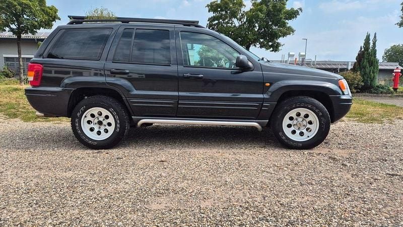 Schwarz Gebraucht 2001 Jeep Grand Cherokee SUV | 9.999 € (Fairer Preis) - Bild 1/4