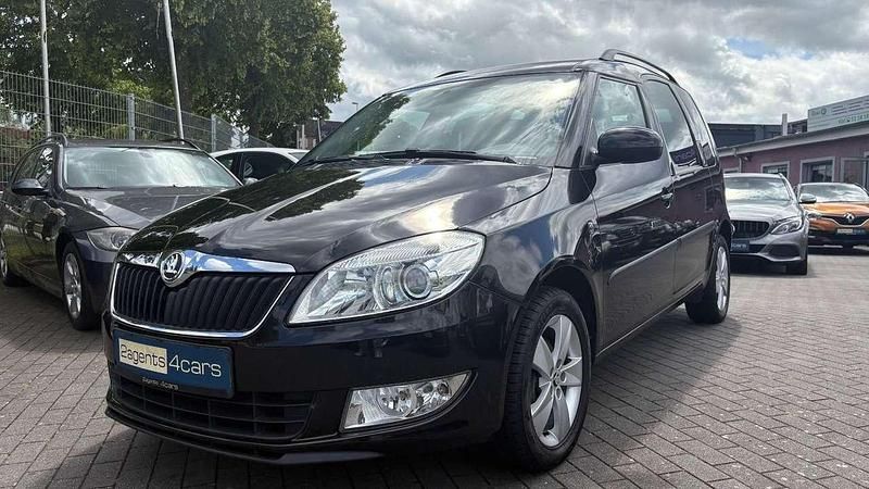 Schwarz Gebraucht 2014 Skoda Roomster Fresh Kombi | 7.980 € (Etwas zu teuer) - Bild 1/4