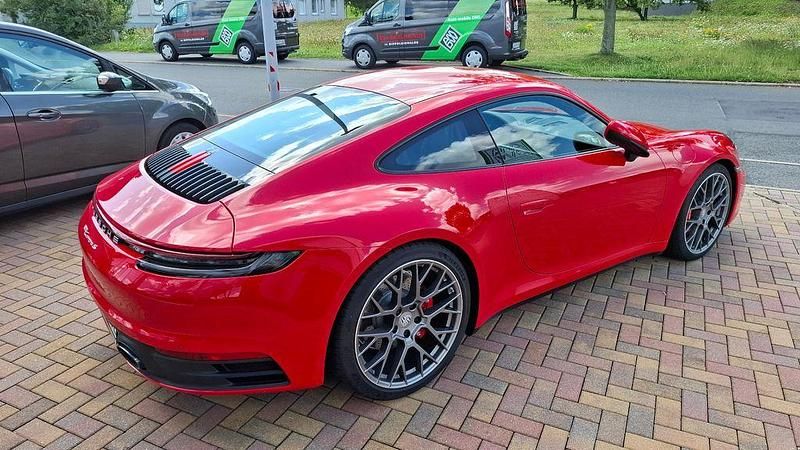 Gebraucht Porsche 911 Carrera S 450 PS (330 kW) 2022 Rot