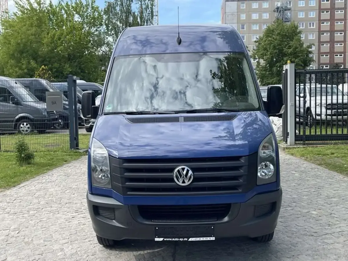 Gebraucht VW Crafter 163 PS (119 kW) 2015 Blau Van