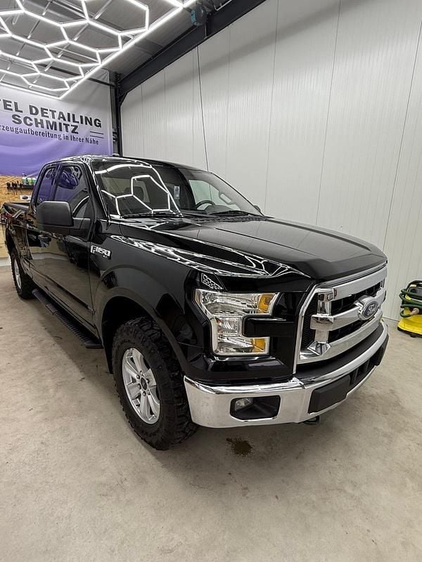 Schwarz Gebraucht 2016 Ford F-150 Abholung | 27.000 € - Bild 1/4