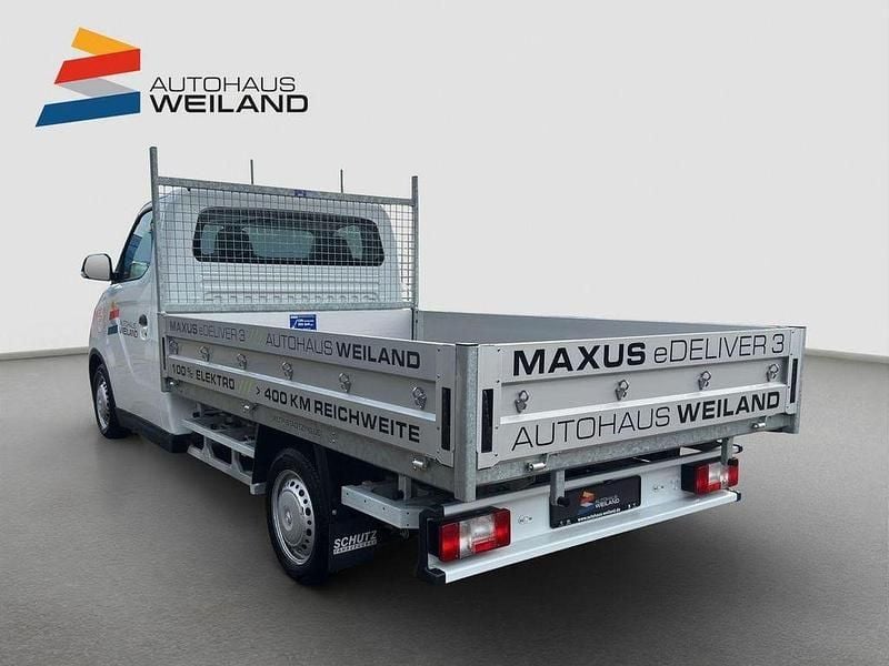Gebraucht Maxus eDeliver 3 130 kW (177 PS) 2024 Weiß Van