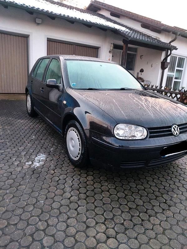Gebraucht VW Golf IV 115 PS (84 kW) 2000 Schwarz Kleinwagen