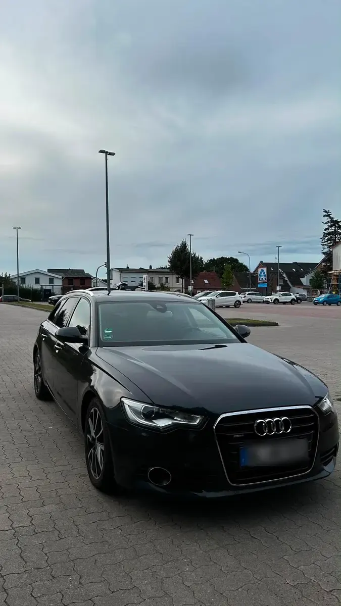 Gebraucht Audi A6 204 PS (150 kW) 2012 Schwarz Kombi