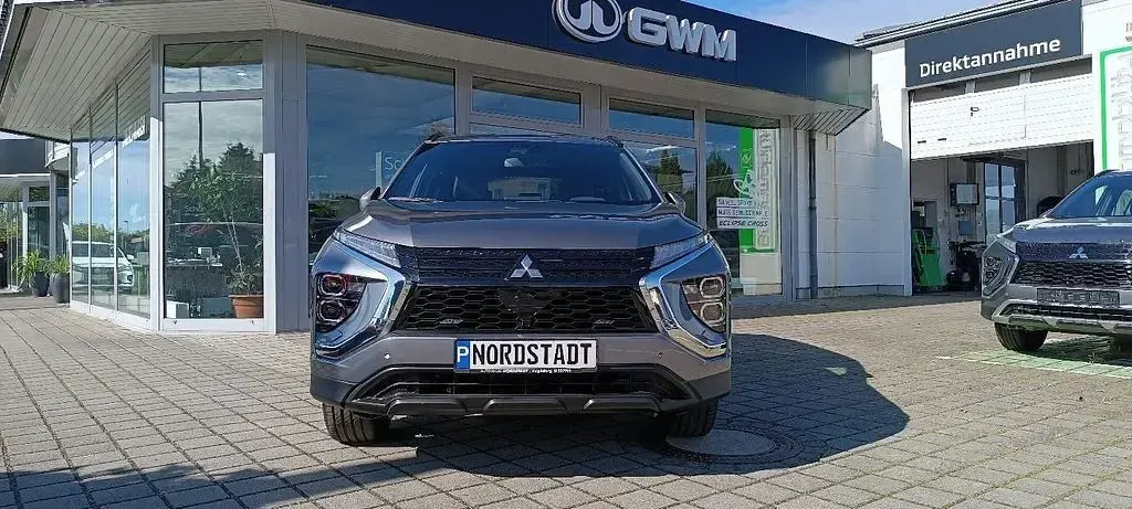 Gebraucht Mitsubishi Eclipse Cross Plus 188 PS (138 kW) 2022 Grau SUV