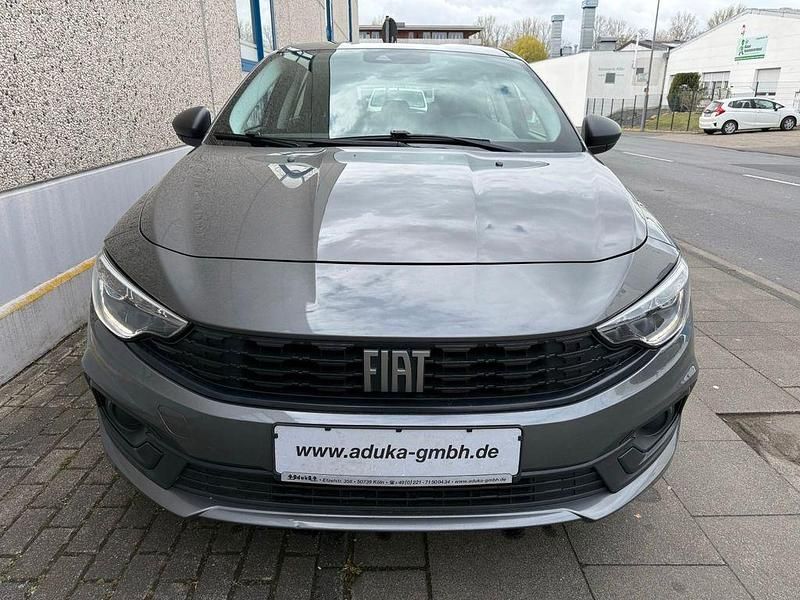 Gebraucht Fiat Tipo 101 PS (74 kW) 2022 Grau Kombi