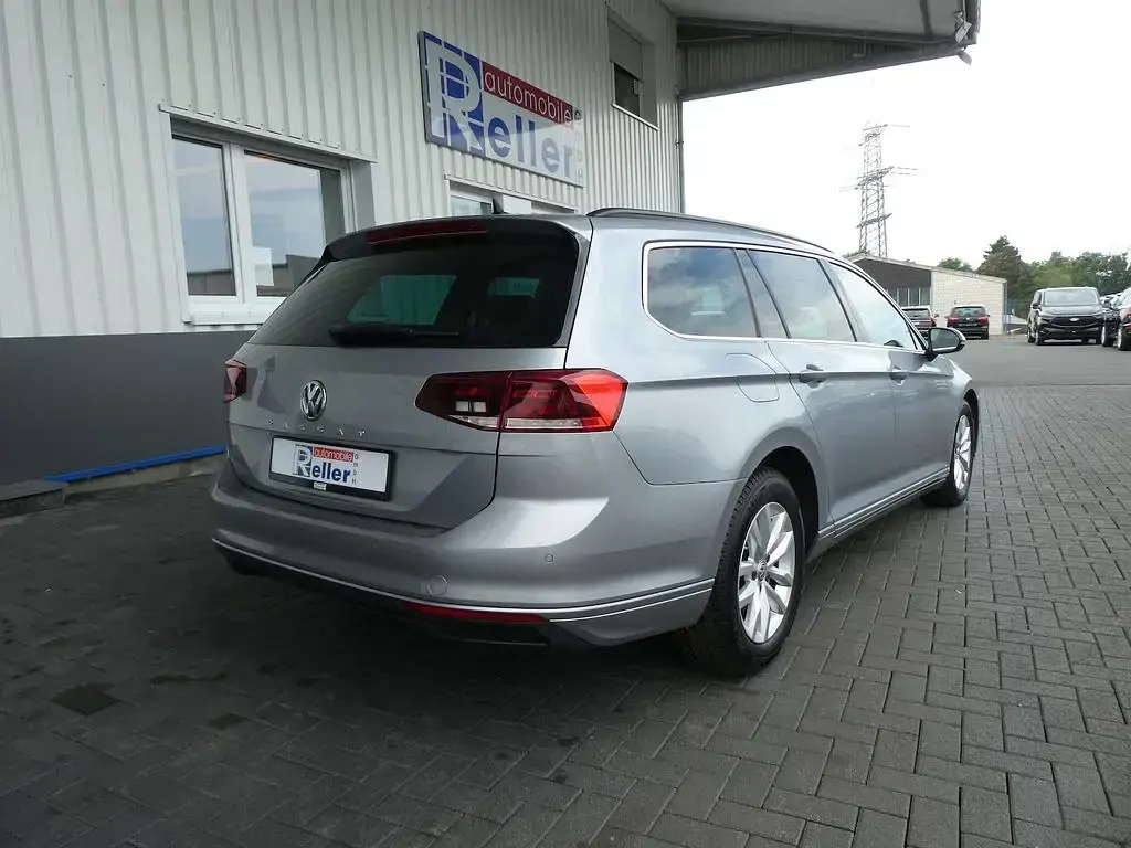 Gebraucht VW Passat Business 150 PS (110 kW) 2019 Grau Kombi