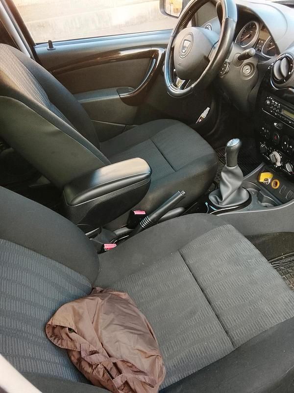 Gebraucht Dacia Duster 105 PS (77 kW) 2010 Schwarz SUV